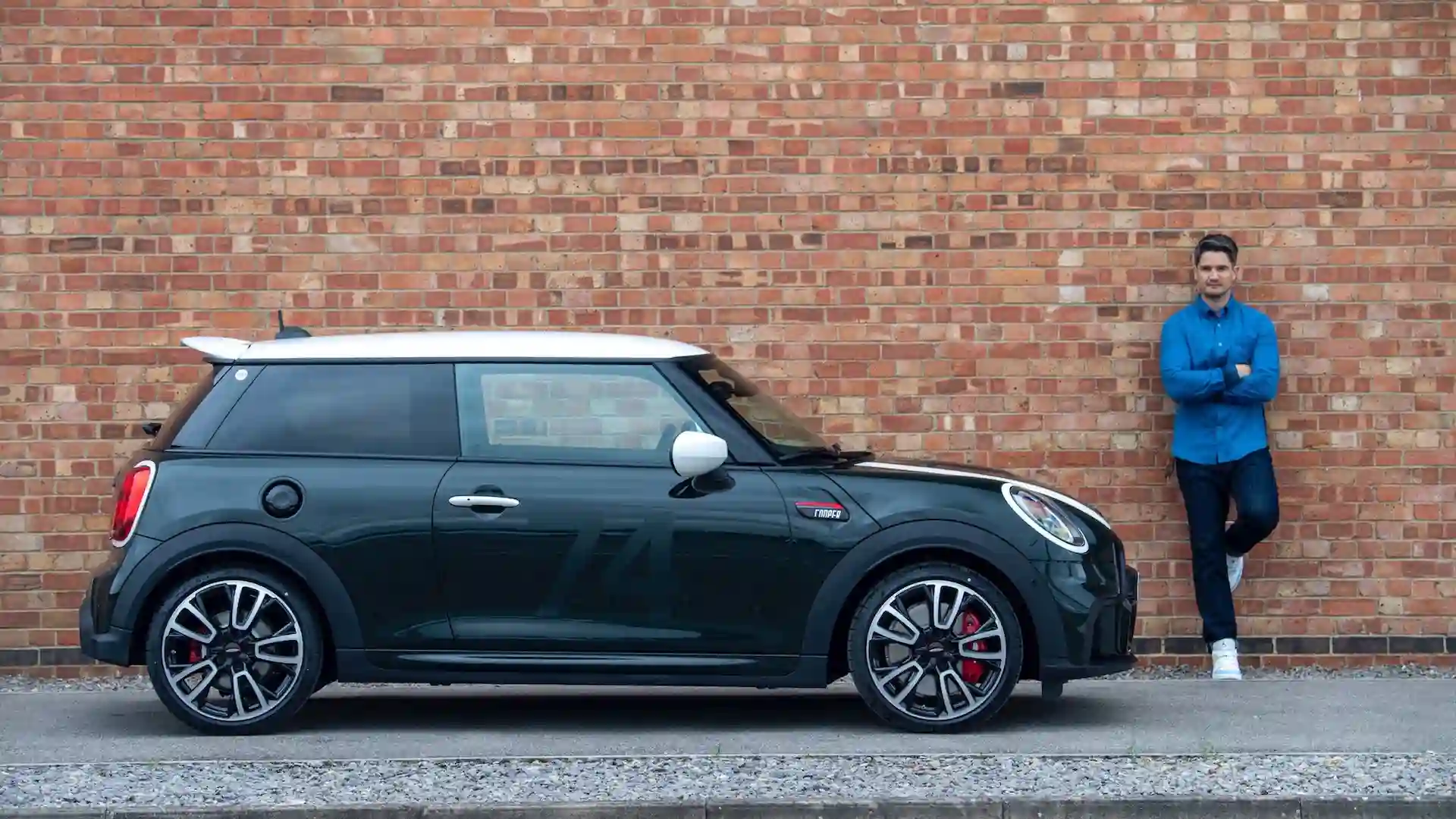 Специальная серия MINI Anniversary Edition: традиционный спортивный дух имени Джона Купера