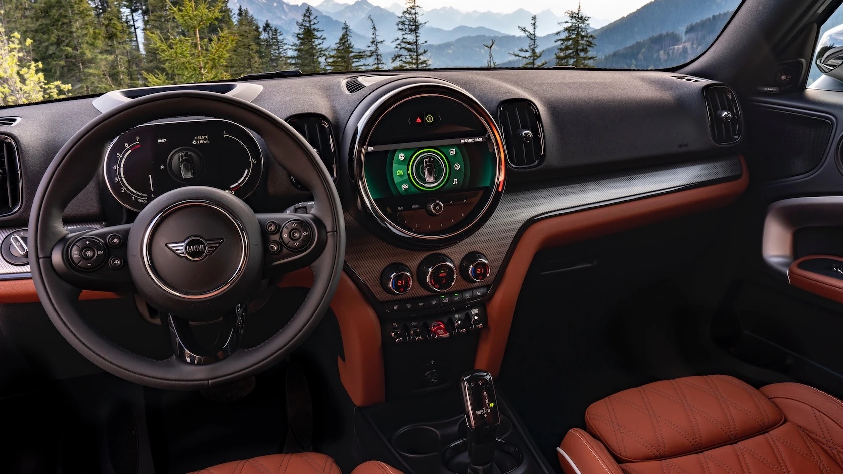 АВТОКОНЦЕРН BMW ПРЕДСТАВИЛ НОВЫЙ MINI COUNTRYMAN